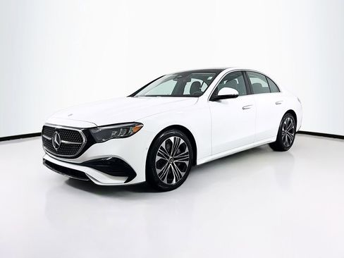 New 2026 Mercedes-Benz E 450 4MATIC Sedan image 3