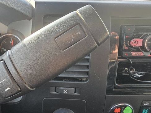 Used 2010 Chevrolet Silverado 1500 LT w/ Power Pack Plus image 9