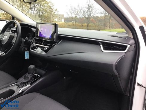 Used 2024 Toyota Corolla LE image 24