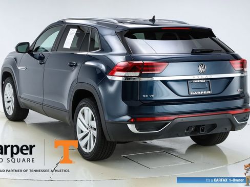 Used 2022 Volkswagen Atlas Cross Sport SE image 7