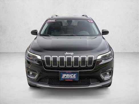 Used 2019 Jeep Cherokee Limited AWD/4WD image 2