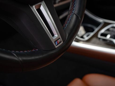 Used 2023 BMW X7 M60i w/ Executive Package AWD/4WD image 25