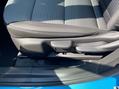 New 2025 Chevrolet Trax LT w/ LT Convenience Package image 9