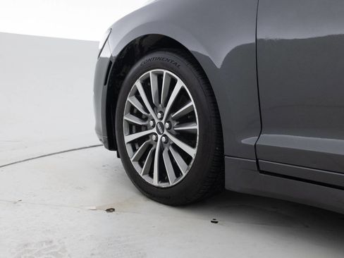 Used 2017 Lincoln MKZ Premiere image 17