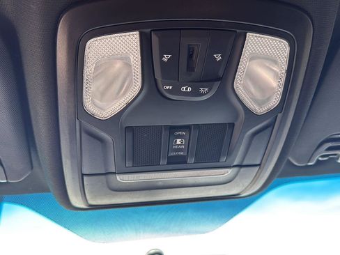 Used 2022 RAM 2500 Tradesman AWD/4WD image 25