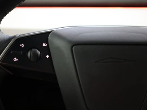 Used 2024 Tesla Cybertruck AWD Crew Cab image 22
