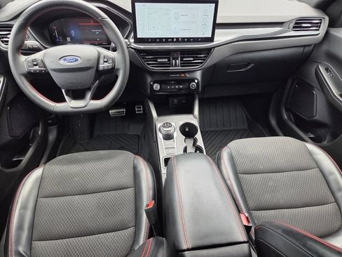 Used 2023 Ford Escape ST-Line w/ Tech Pack #1 FWD image 9