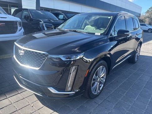 Certified 2024 Cadillac XT6 Premium Luxury w/ LPO, Floor Liner Package FWD image 10