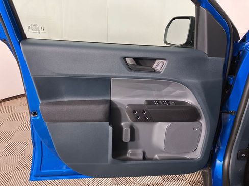 New 2025 Ford Maverick XL w/ Equipment Group 101A image 21