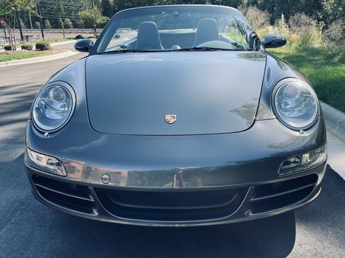 Used 2006 Porsche 911 Carrera 4 image 22