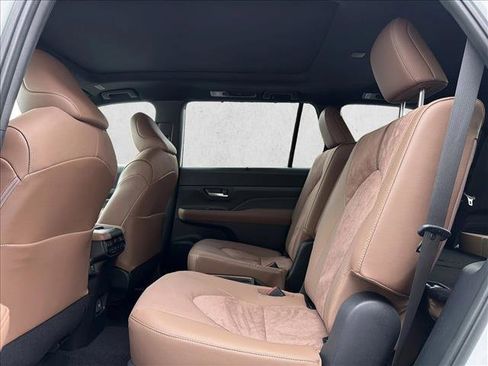 New 2026 Toyota Grand Highlander AWD Hybrid image 21