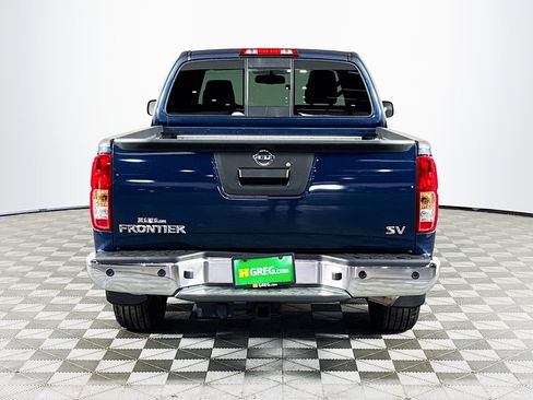 Used 2021 Nissan Frontier SV image 8