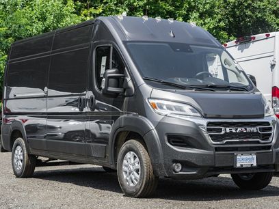 New 2025 RAM ProMaster 3500 w/ Quick Order Package 22G SLT