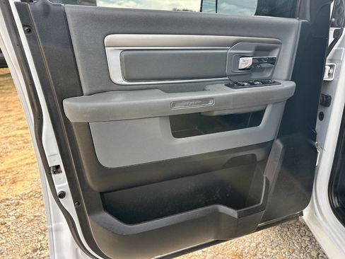 Used 2013 RAM 1500 Lone Star image 9