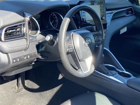 Used 2024 Toyota Camry LE image 10