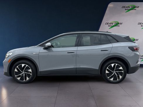 Certified 2022 Volkswagen ID.4 Pro image 5