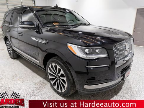 Used 2024 Lincoln Navigator Reserve AWD/4WD image 6