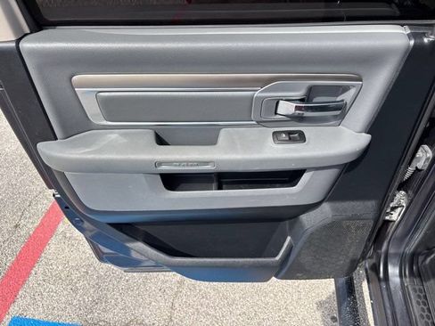 Used 2017 RAM 1500 Big Horn AWD/4WD image 29