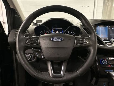 Used 2018 Ford Escape Titanium w/ Ford Safe & Smart Package image 8