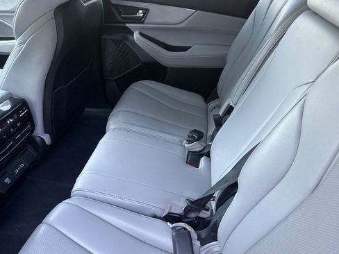 Used 2023 Acura MDX FWD w/ Technology Package image 12