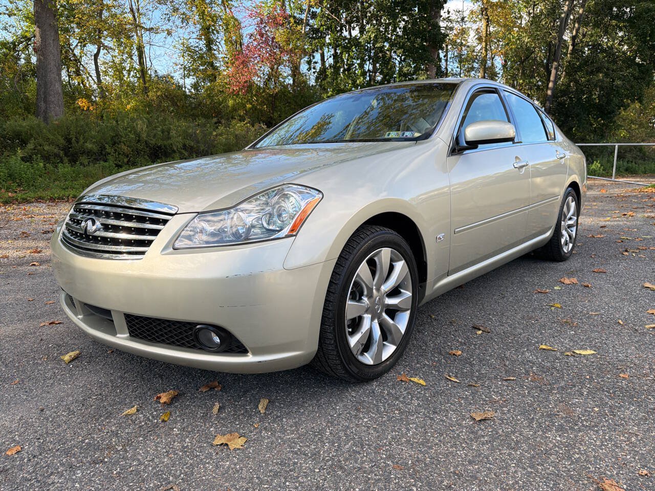 Used 2007 INFINITI M35 w/ Technology Pkg RWD image 4