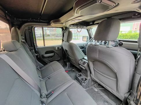 Used 2020 Jeep Gladiator Sport w/ Quick Order Package 23S AWD/4WD image 54