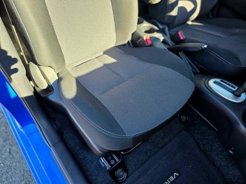 Used 2014 Nissan Versa SV FWD image 36