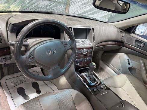 Used 2012 INFINITI G37 x Coupe w/ Premium Pkg image 6