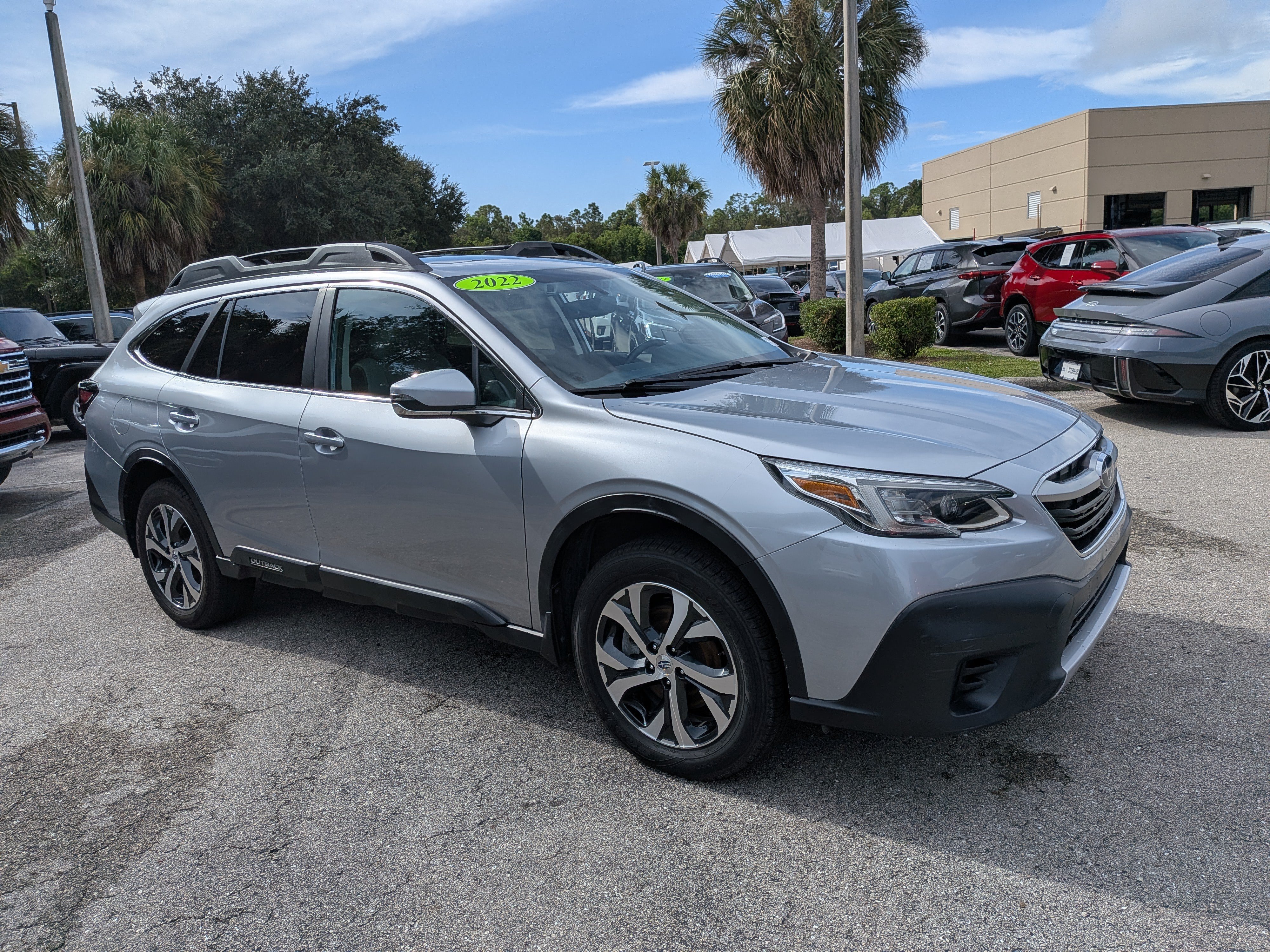 Certified 2022 Subaru Outback Limited AWD/4WD image 1