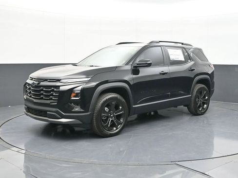 New 2026 Chevrolet Equinox LT w/ Midnight Edition AWD/4WD image 3