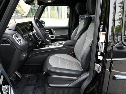 Used 2025 Mercedes-Benz G 580 w/ EQ Technology image 18
