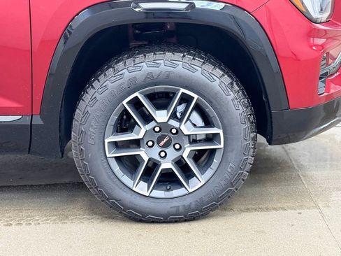 New 2026 GMC Terrain AT4 w/ Technology Package II AWD/4WD image 4