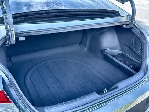 Used 2025 Hyundai Elantra SE FWD image 25