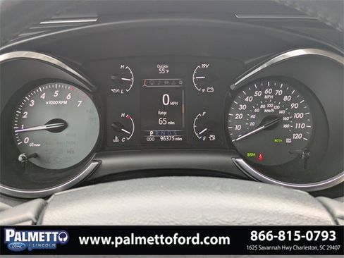 Used 2018 Toyota Sequoia Limited image 32