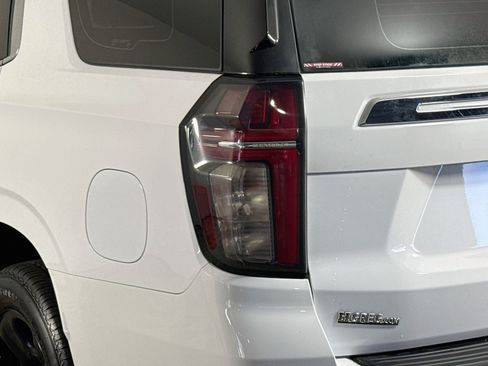 Used 2022 Chevrolet Tahoe 2WD w/ Remote Keyless Entry Package image 36