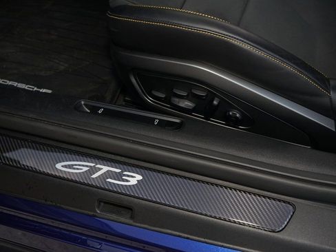 Used 2023 Porsche 911 GT3 image 29