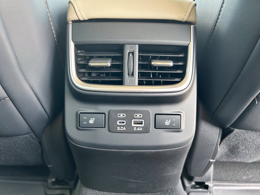 Used 2023 Subaru Outback Limited XT AWD/4WD image 42