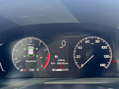 Certified 2023 Honda Pilot TrailSport image 17