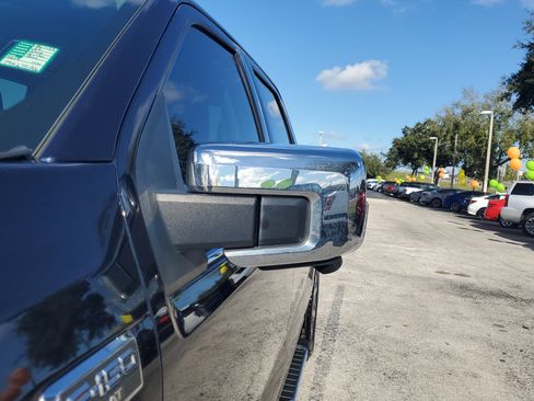 Used 2022 Ford F150 Lariat image 4