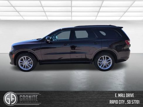 Used 2024 Dodge Durango GT AWD/4WD image 3