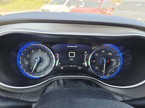 New 2026 Chrysler Pacifica Pinnacle image 23