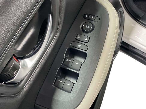 New 2027 Honda HR-V LX image 18