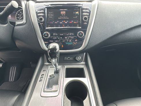 Certified 2024 Nissan Murano SV w/ SV Midnight Edition Package image 22