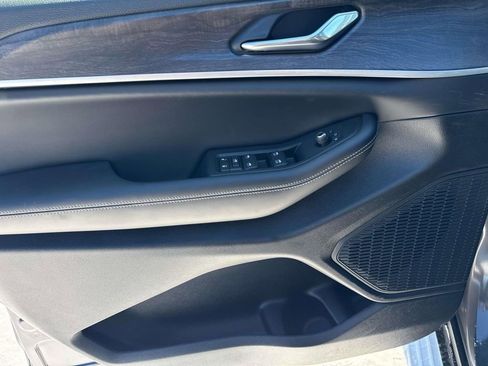 New 2026 Jeep Grand Cherokee Altitude image 10