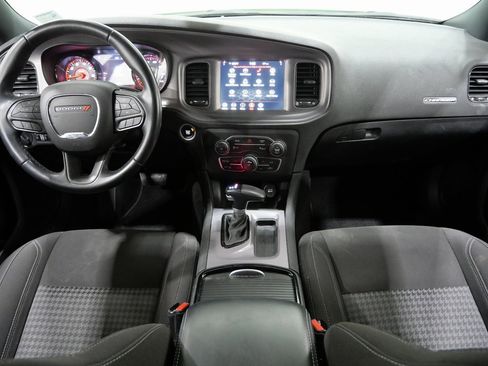 Used 2023 Dodge Charger SXT w/ Blacktop Package image 10