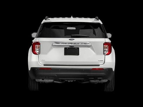 Used 2020 Ford Explorer XLT RWD image 16