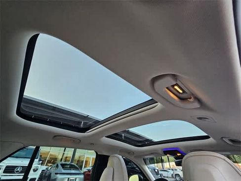 Used 2025 Mercedes-Benz E 450 4MATIC All-Terrain Wagon image 23