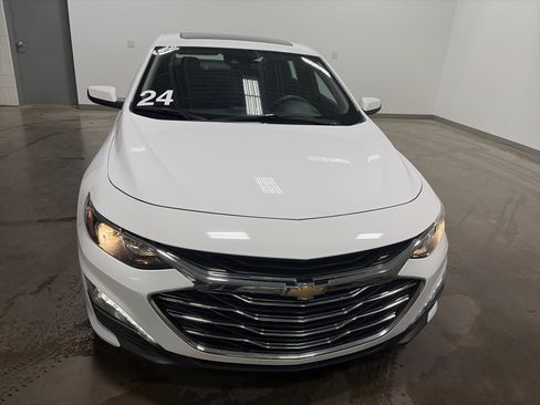 Used 2024 Chevrolet Malibu LT FWD image 36