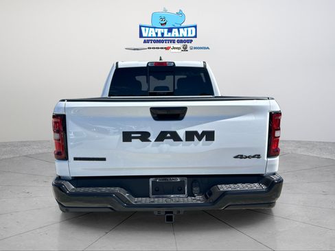 New 2026 RAM 1500 Big Horn AWD/4WD image 4