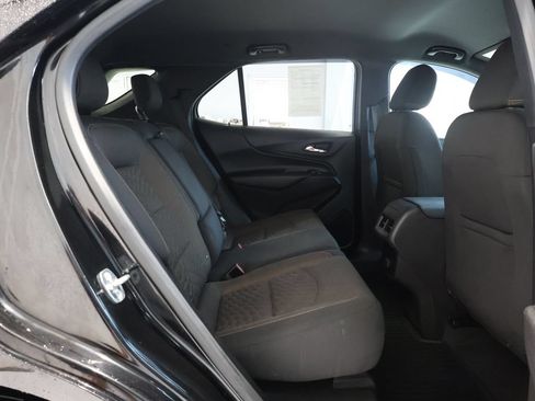 Certified 2018 Chevrolet Equinox LT FWD image 30